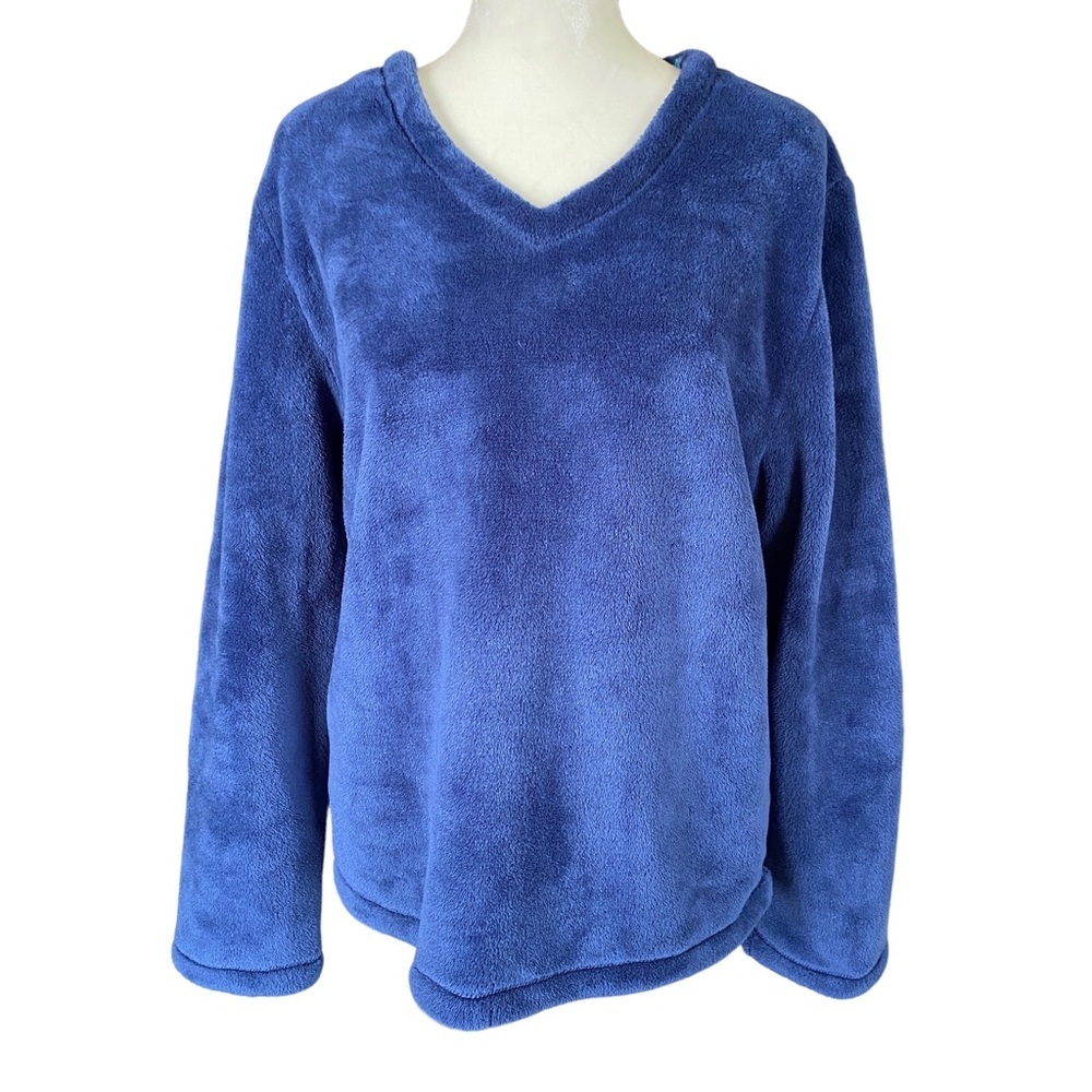 Hannah long sleeve v-neck soft fleece blue pullover top women’s size large